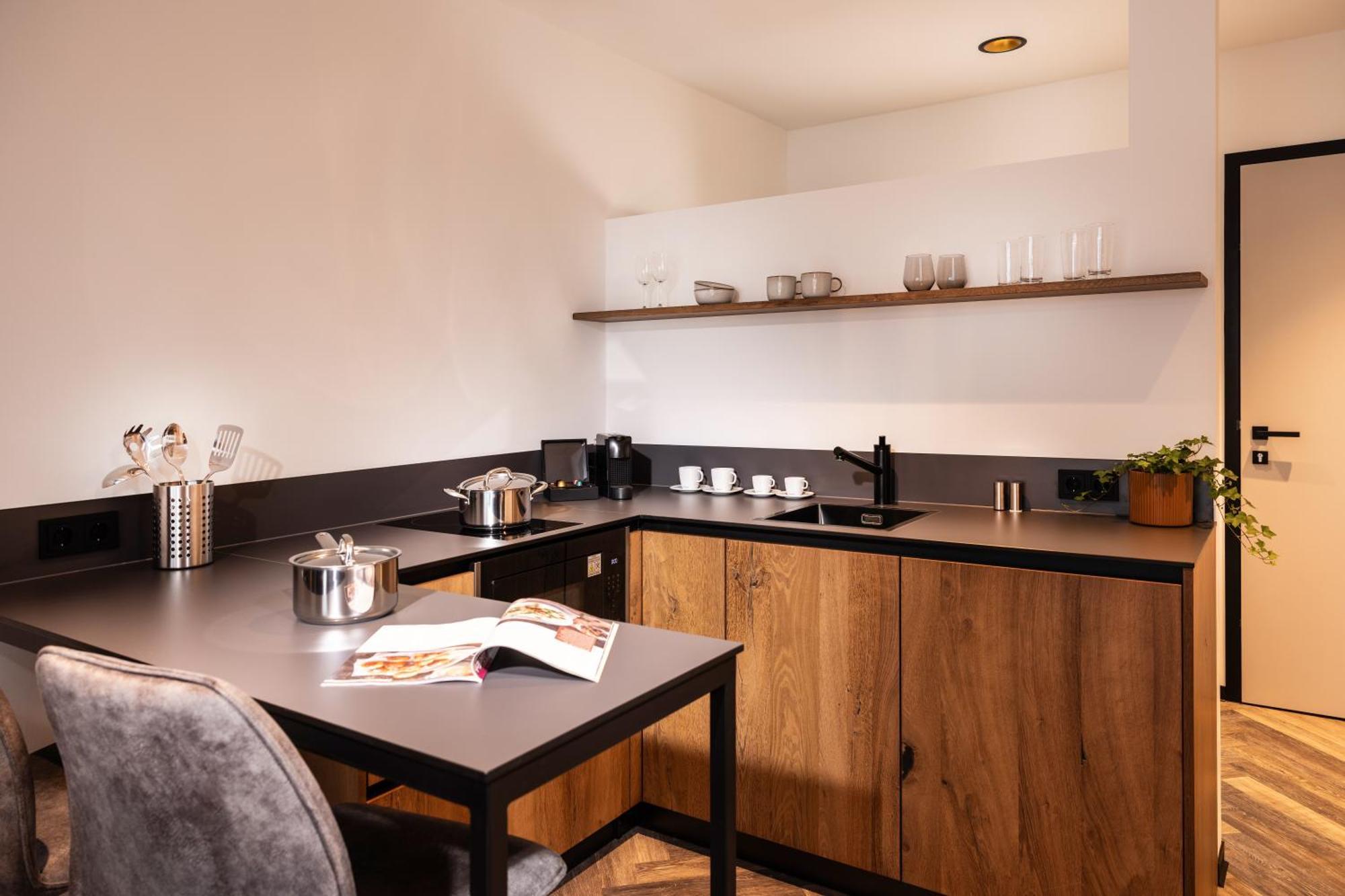 Zeit Und Raum Hotel - Self Check-In Eggelsberg 外观 照片