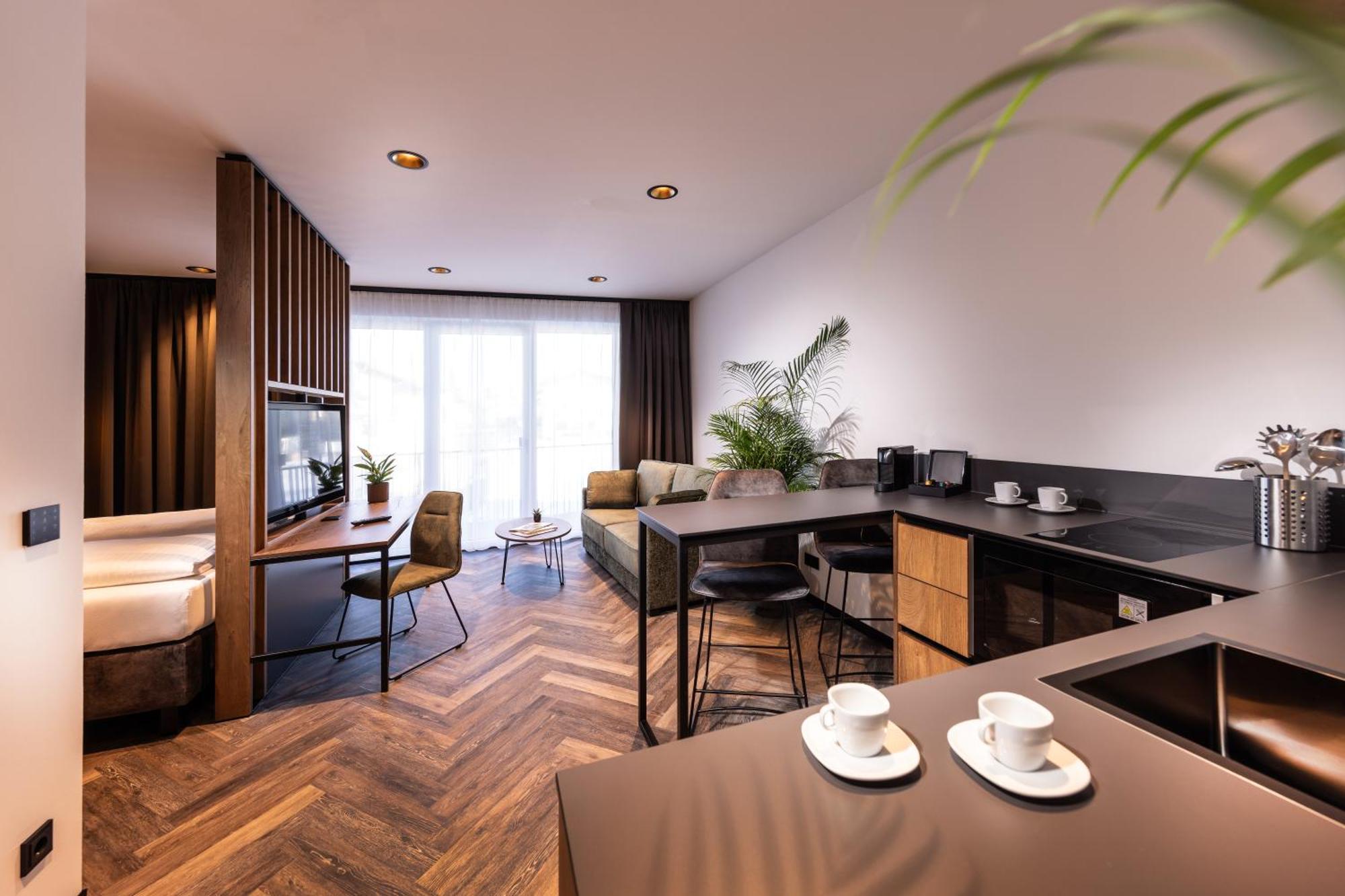 Zeit Und Raum Hotel - Self Check-In Eggelsberg 外观 照片
