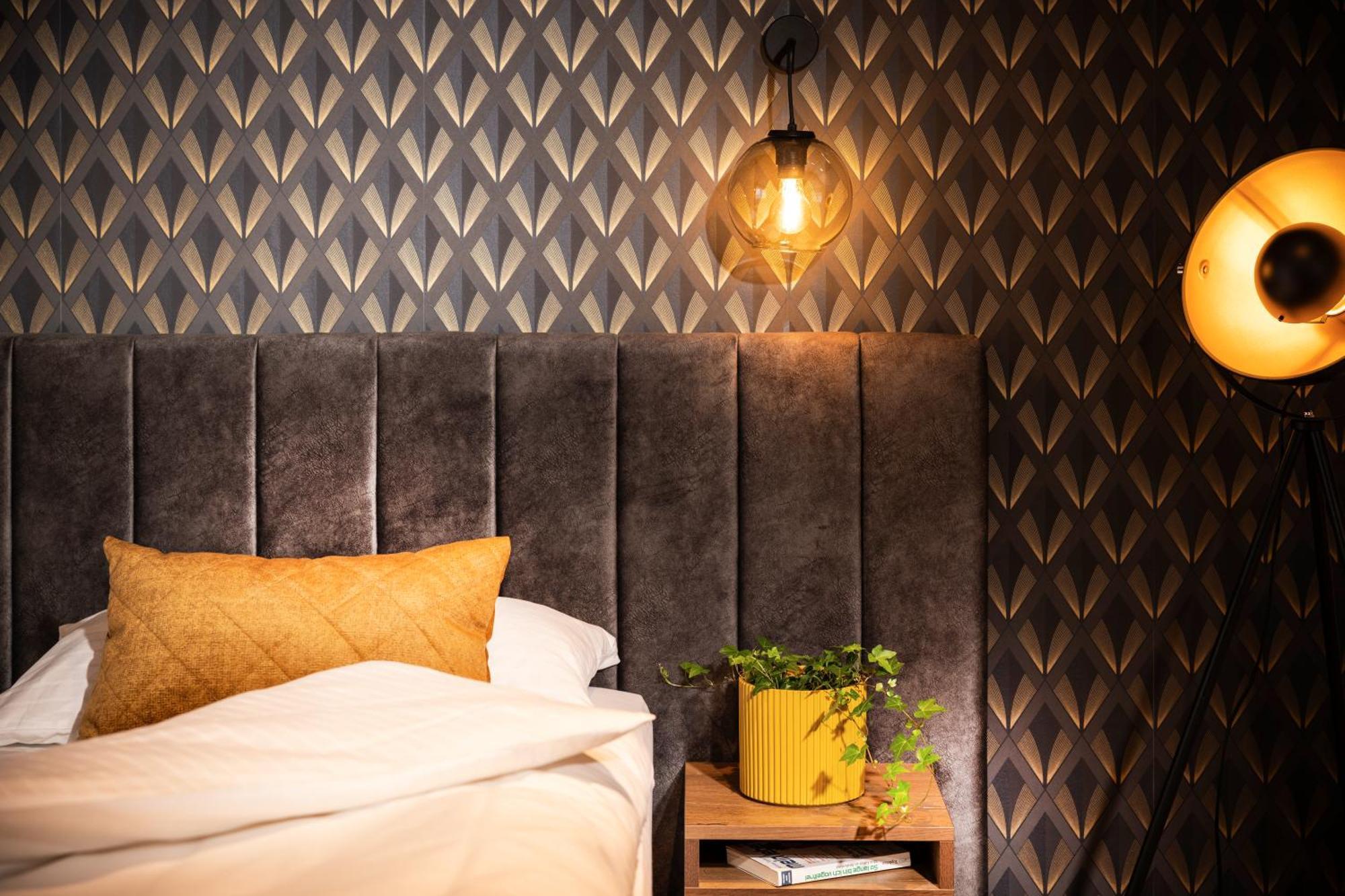 Zeit Und Raum Hotel - Self Check-In Eggelsberg 外观 照片