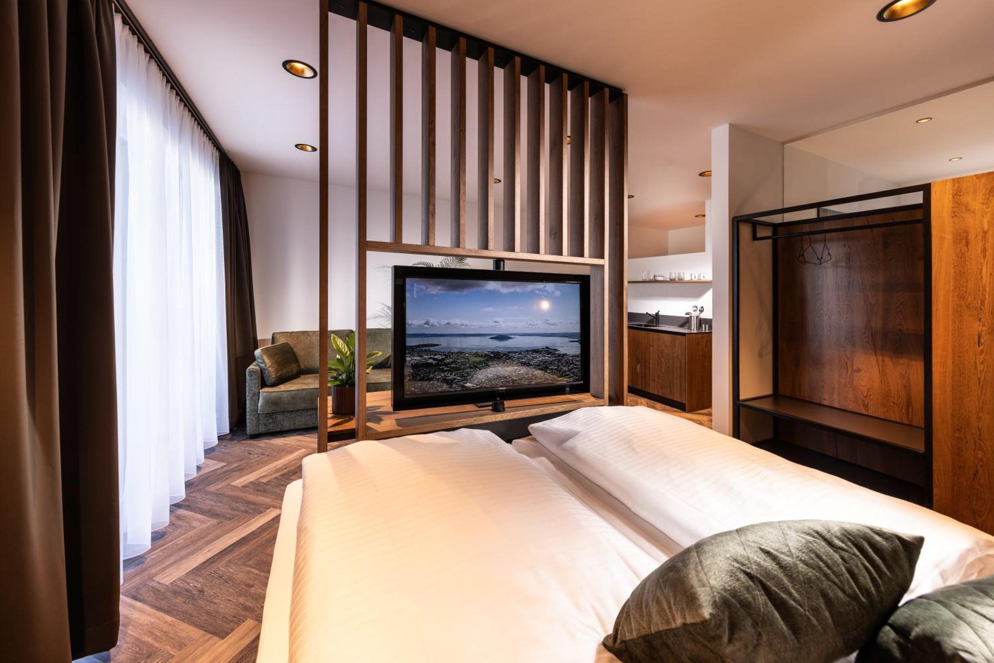 Zeit Und Raum Hotel - Self Check-In Eggelsberg 外观 照片